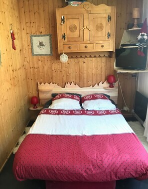 1 Schlafzimmer, Bügeleisen/Bügelbrett, WLAN, Bettwäsche