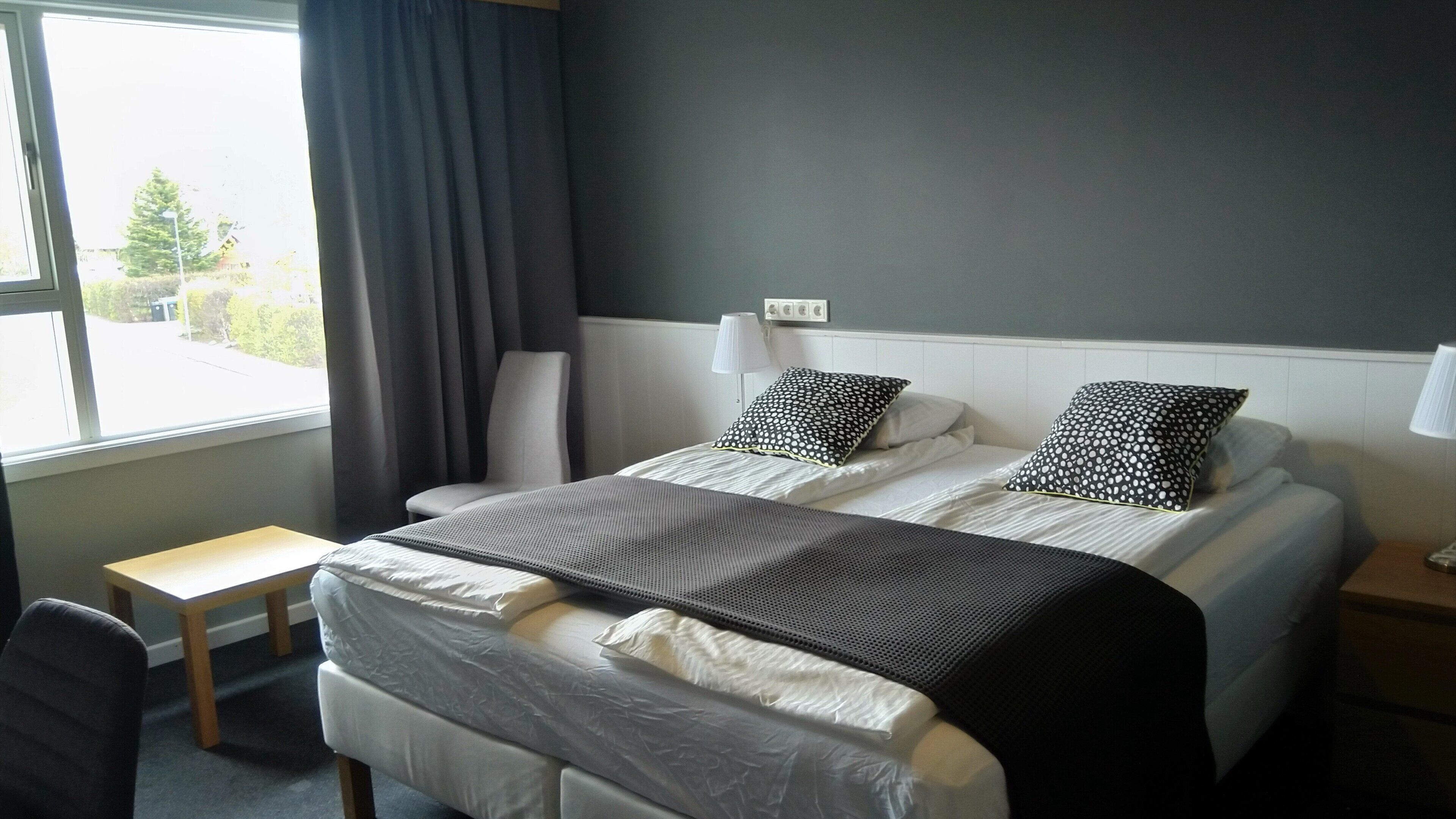 superior double room, private bathroom | 1 bedroom, desk, blackout curtains, soundproofing
