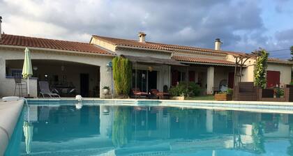 Villa avec piscine privative : Soleil de lâhermitage 6/8 personnes