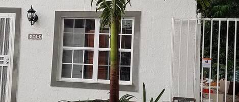 Enceinte de lâhĂ©bergement