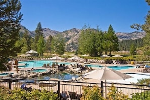 Piscine extérieure, piscine chauffée