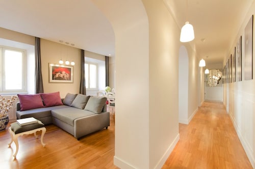 Vatican comfortable designer apartment