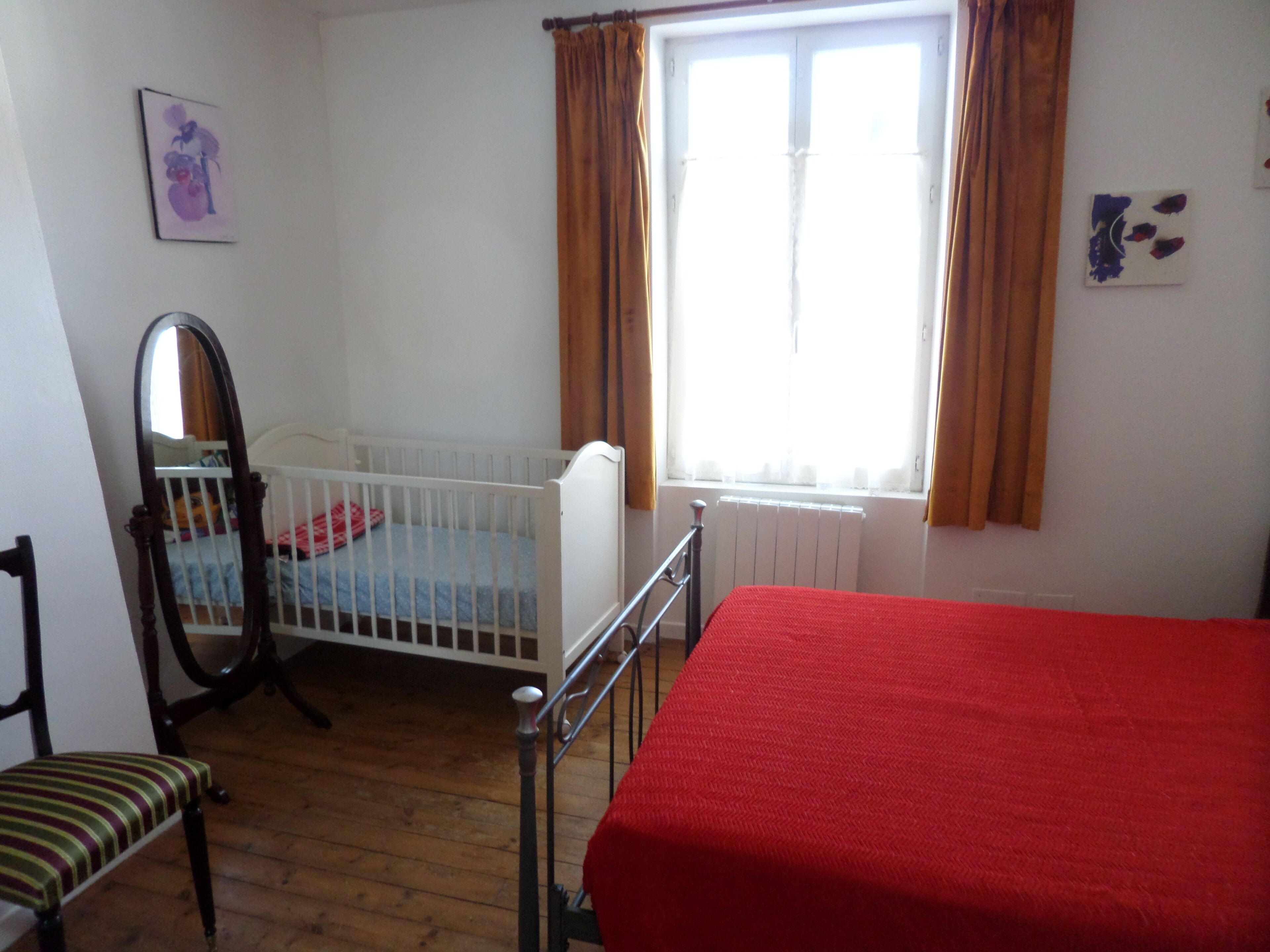 2 chambres, accès Internet, draps fournis