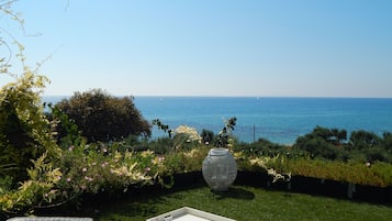 Villa Palmina | Vista para praia/oceano
