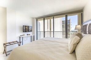 3 chambres, fer et planche à repasser, accès Internet, draps fournis