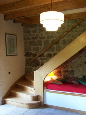 3 bedrooms, iron/ironing board, free WiFi