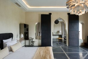 7 bedrooms, in-room safe, iron/ironing board, free WiFi