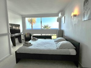 2 間睡房、熨斗/熨衫板、免費 Wi-Fi、床單