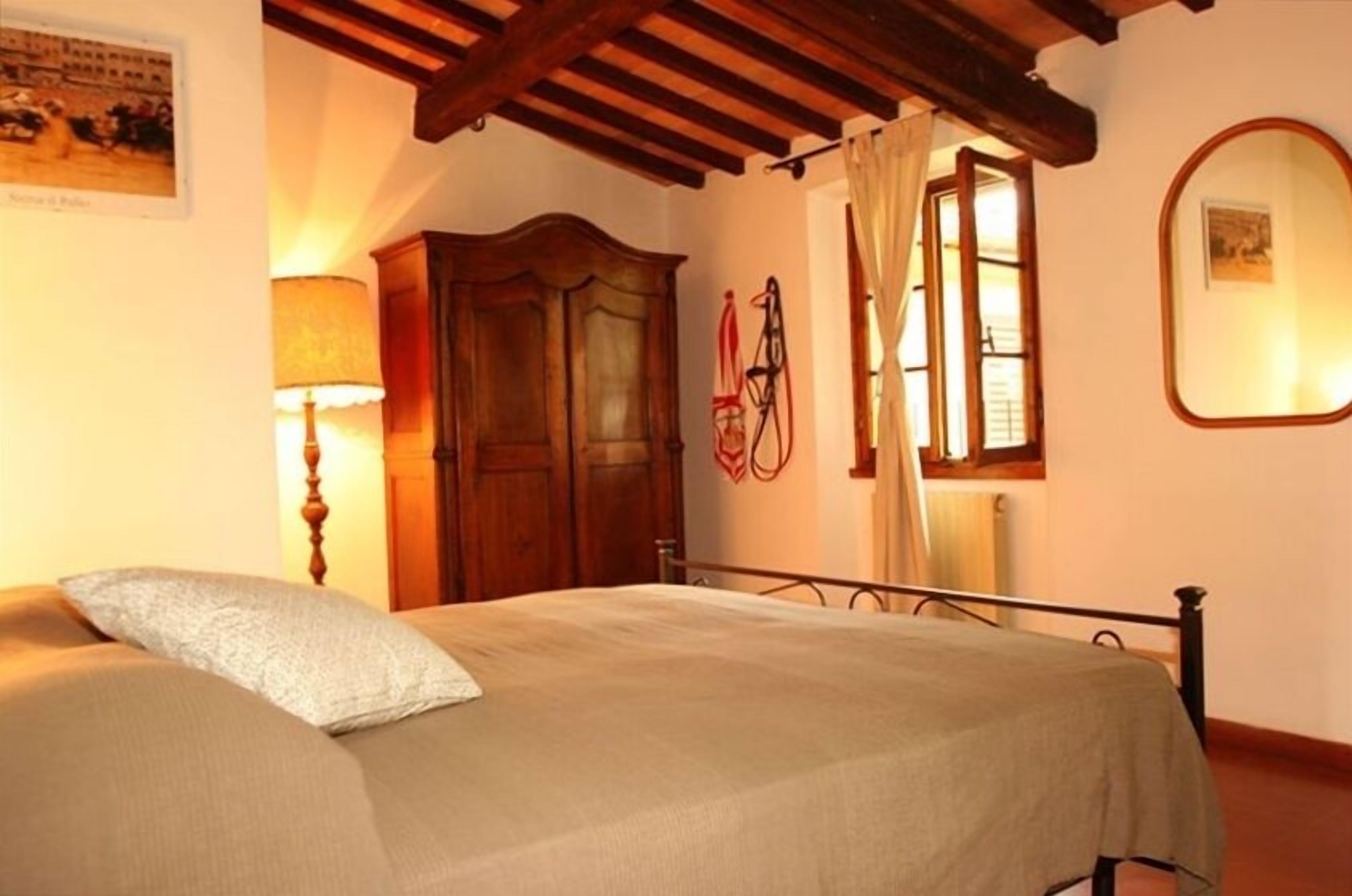 5 sovrum, strykjärn/strykbräda, gratis wi-fi och sängkläder