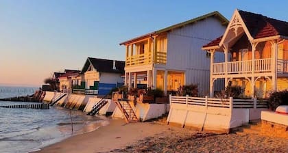Cap-Ferret lâHerbe, une Girolle de 12 couchages trĂšs proche Bassin et OcĂ©an