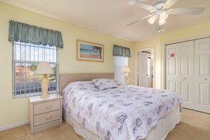 4 bedrooms, iron/ironing board, free WiFi, bed sheets - Beautiful 4 Bedroom Townhouse Near Disney! (Kissimmee)