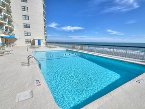 Piscine extérieure