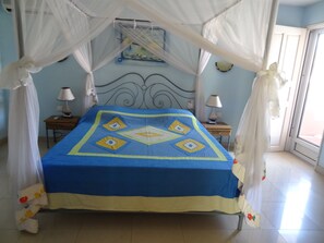 3 Schlafzimmer, Zimmersafe, Schreibtisch, Bügeleisen/Bügelbrett