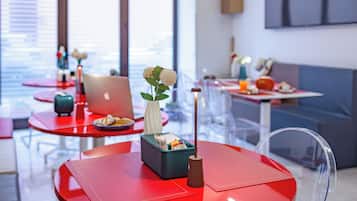Desayuno buffet incluido todos los días