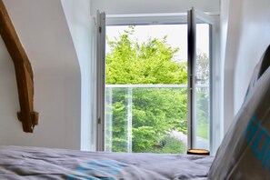 4 Schlafzimmer, Bügeleisen/Bügelbrett, kostenloses WLAN