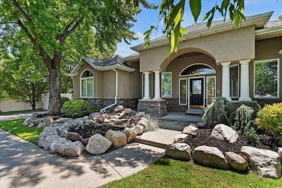 ⛰🌺 Luxury Salt Lake Estate con jacuzzi privado y pisos con calefacción