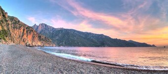 Tyypillinen Korsikan omaisuus, 3 makuuhuonetta, vuodepaikkoja 6, näkymä Porton lahdelle