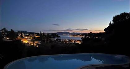 Vivez Sainte-Maxime au calme absolu tout Ă pied