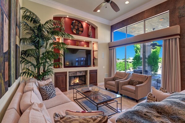 TV, fireplace, DVD player