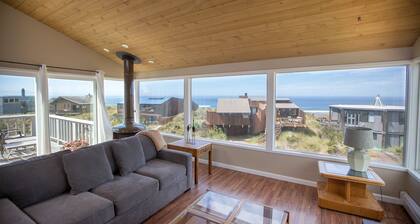 House 33 with Hot Tub