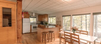 Ir a casa Lake Cottage 6Bd 3Bath. Wi-Fi GRATIS, Bell Sat, televisores LED de 52 ', aire acondicionado