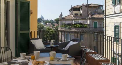 Magnifique terrasse avec vue incroyable. Grand superbe emplacement plat.
