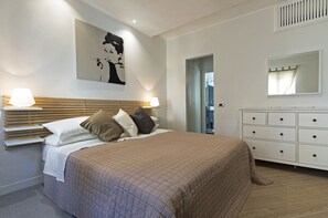 2 Schlafzimmer, Bügeleisen/Bügelbrett, Reisekinderbett, kostenloses WLAN