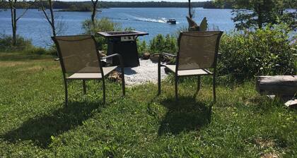 Esto es Centerview<br>Frente de aguas profundas. Muelle para amarrar su bote. Nadar y pescar