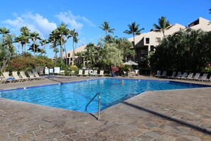 Outdoor pool - BUILDING 10 Unit #107 1 bedroom/2bath, ground floor, large lanai, ocean view  (Kihei)