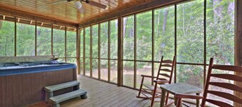 Moose Creek Lodge - The Perfect Romantic Getaway!