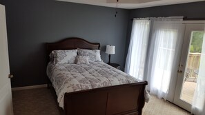 4 bedrooms, free WiFi, bed sheets