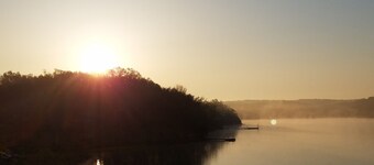 (296) Bayside Bungalow, large dock, easy highway access, close to LBL