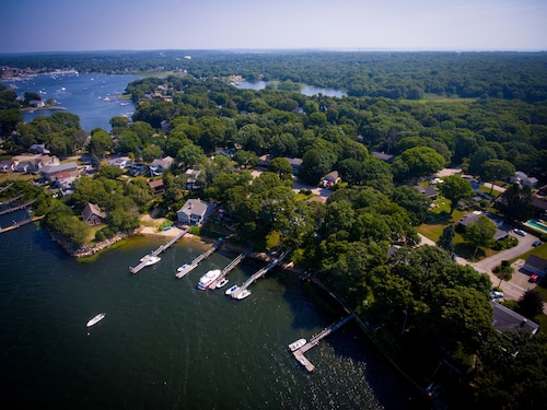 Summer 2025- 5 Narragansett Beach Passes Included!