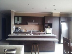 Fridge, microwave, oven, stovetop