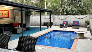 Piscine extérieure, piscine chauffée