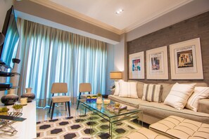 Télévision, chaîne hi-fi