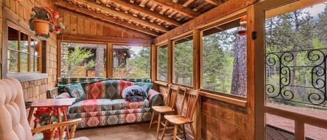 TV connectée, cheminée