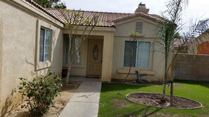 Exterior detail - Bike To Coachella Music Festival / Stadium (Indio)