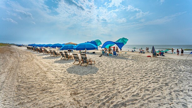 Beach nearby - 122 Luxury Hilton Head Beach House w/ Heated Pool & Elevator (Hilton Head Island)