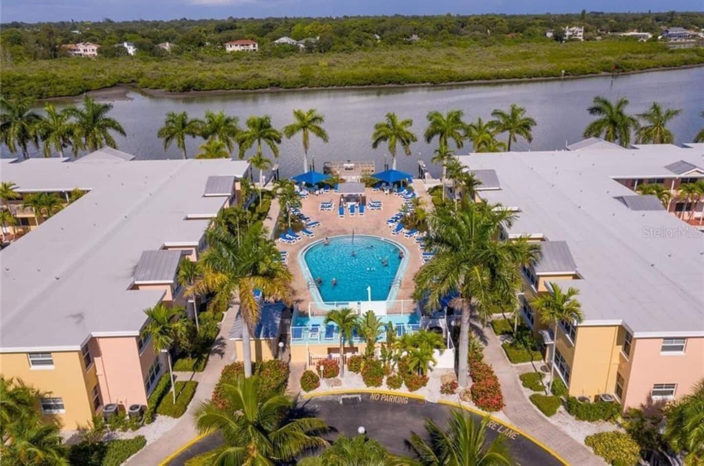 Ulkouima-allas, lämmitetty uima-allas