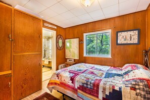 2 chambres, bureau, fer et planche à repasser, Wi-Fi gratuit