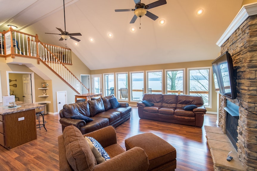 Bridgeview Cottage With Weekday Pontoon Boat Access, And Quiet Peninsula Setting - Cadiz, KY