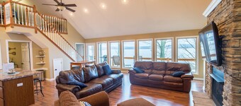 Includes, seasonal, M-Thur. pontoon rental, dock access, national park <1m away