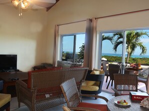 Smart TV, DVD player, books, video library - Spectacular ocean views, centrally located, and just off Grace Bay Beach (Providenciales)