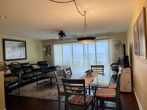 Dining - Oceanway 203 - Upscale Oceanfront Condo - 2BR and 2BA (Indian Rocks Beach)