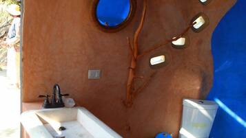 Dusche, Handtücher, Toilettenpapier