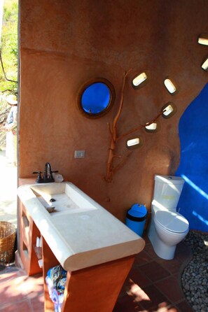 Dusche, Handtücher, Toilettenpapier