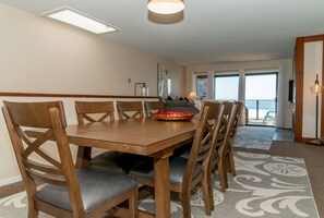 Dining - Beach Front Town Home Cypress Grove 5 (Pajaro Dunes)