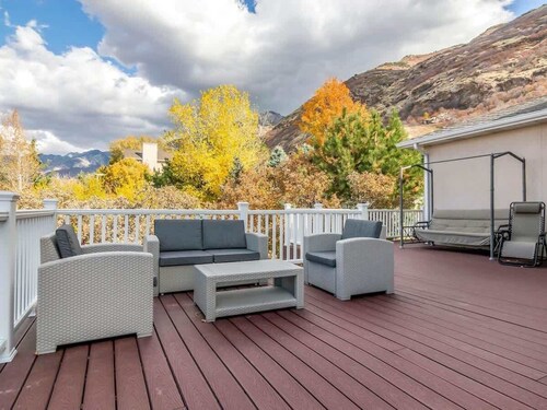 Wasatch Retreat * Hot Tub * Billiards * Huge Deck