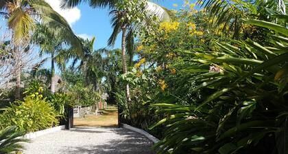 La Belle Créole, home for 5, peaceful, close to the beaches